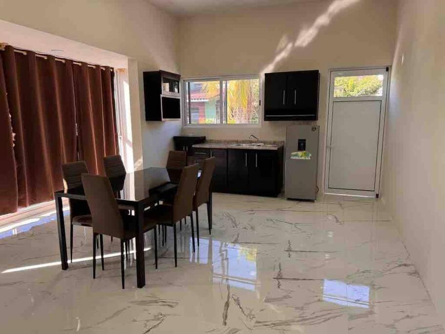 Apartamento Confortable Y Bien Ubicado 圣克鲁斯华特库 外观 照片
